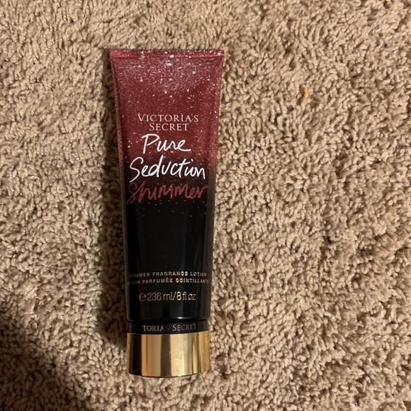 Pink lotion - Picture 2 of 3